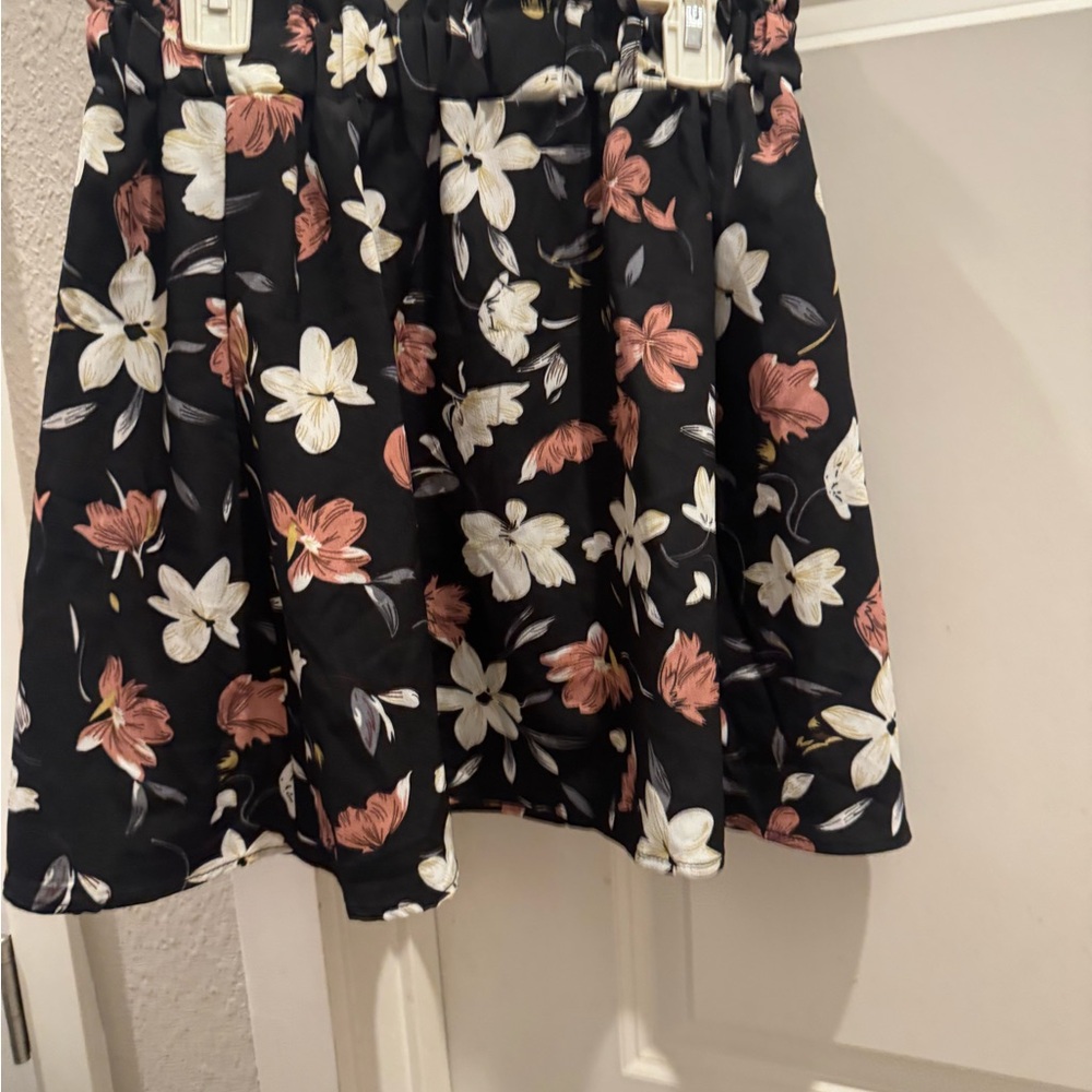 SHEIN Black Circle Skater Skirt with Cream & Dusty Rose Floral Print